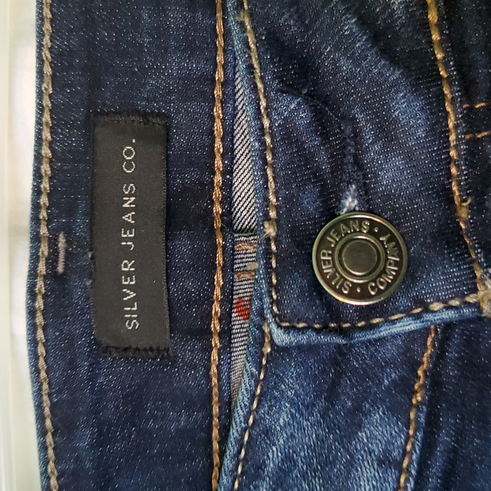 Silver Jeans Co Elyse Slim Bootcut Jeans - image 5